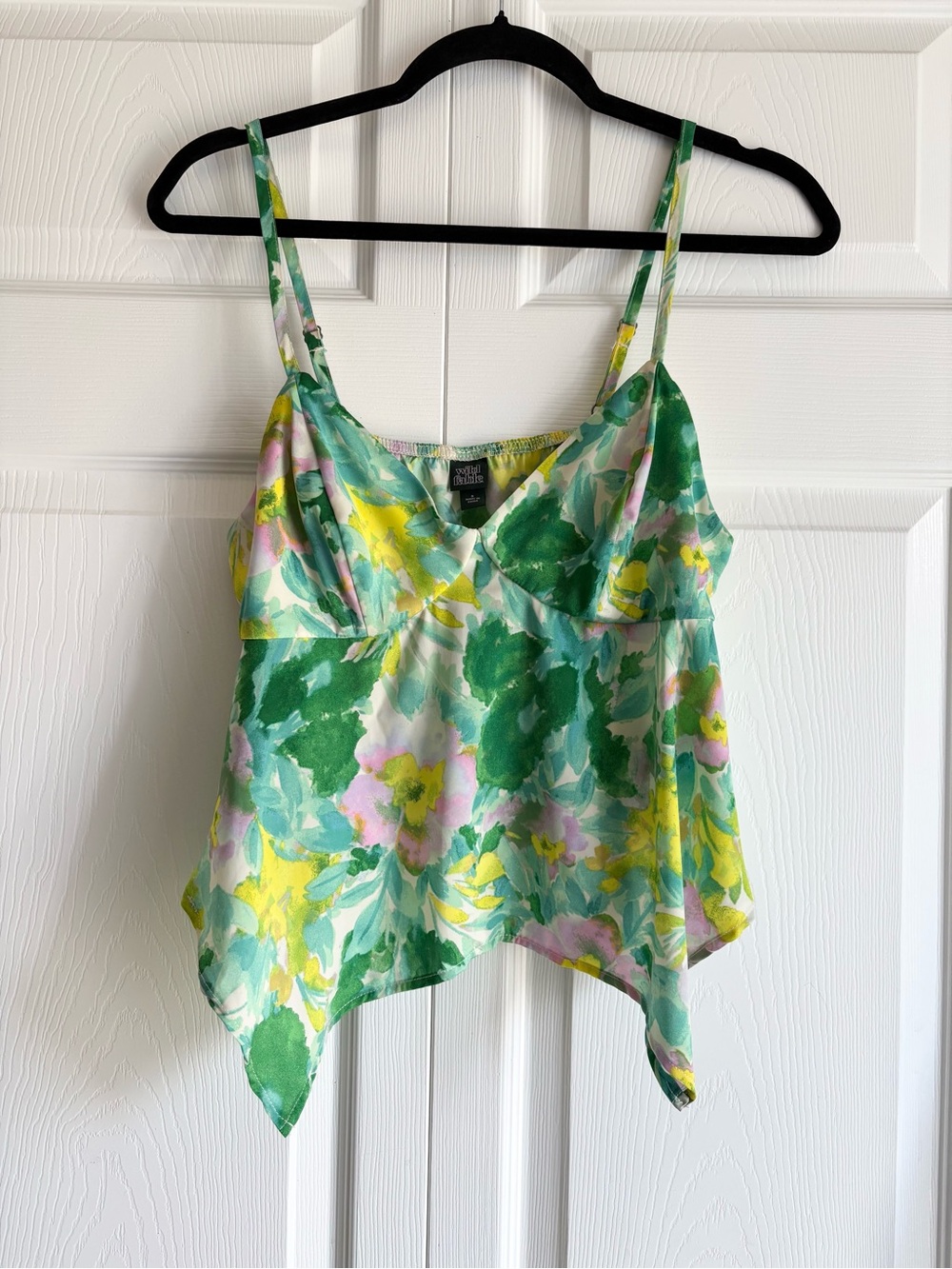 WILD FABLE Cami Floral Adjustable Strap Handkerchief Hem Tank Top Green Small